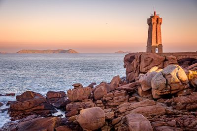 Bretagne : le GR34 sur la côte de Granit rose