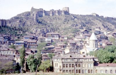 Tbilissi · Photo : Thomas Taylor Hammond (1920-1993) — CC BY-SA 4.0 — Wikimedia Commons